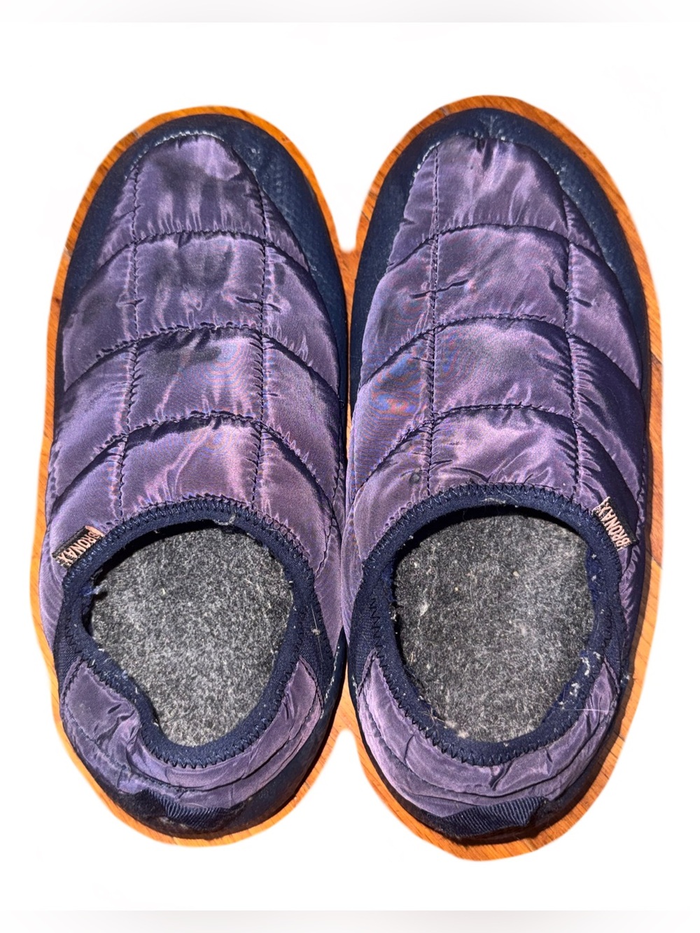 Bronax Quilted Cushioned Hut Slippers